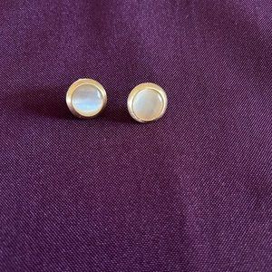 Francesca’s Gold & Cream Earrings {DEAL!🌹3 for $15🌷}
